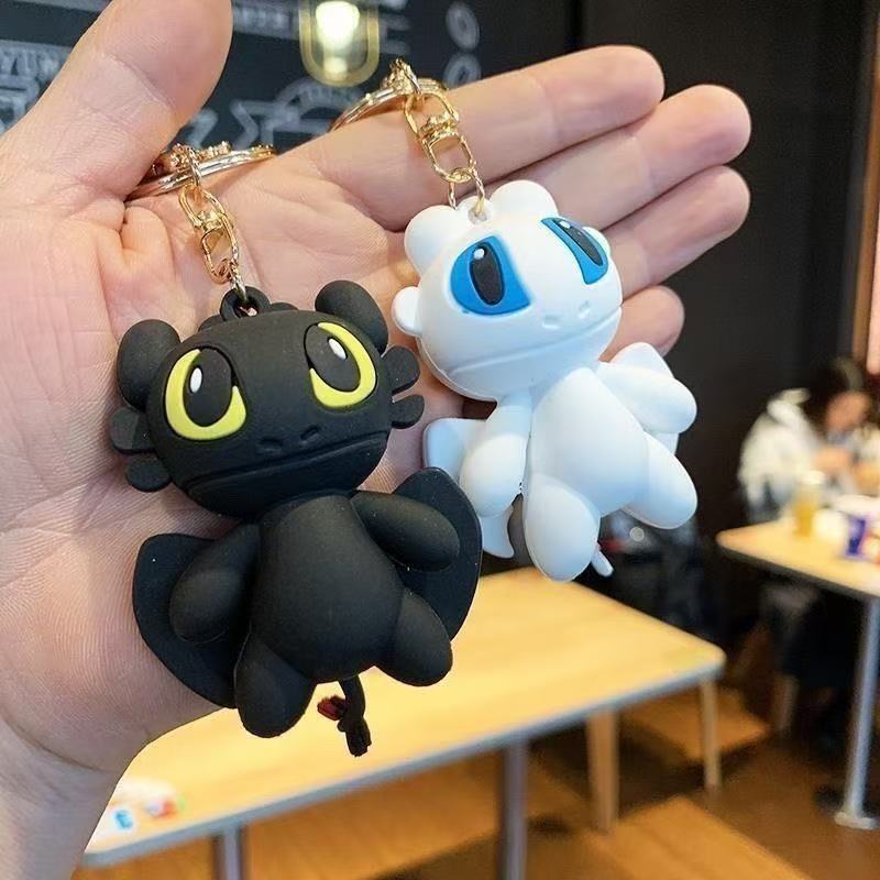 How to Train Your Dragon Tooth – обзор и цена Carabiner Keychain